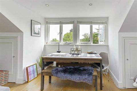 1 bedroom flat to rent, Langdon Park, Teddington TW11