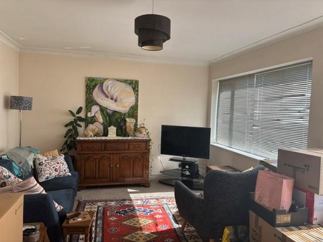 Apartment in Birmingham, Sutton Coldfield - View 3