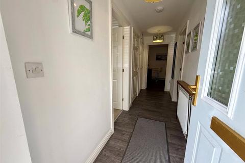 undefined, Ffordd Caergybi, Llanfairpwllgwyngyll, Isle of Anglesey, LL61
