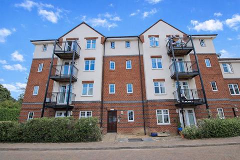 2 bedroom flat for sale, Loveridge Way, Eastleigh