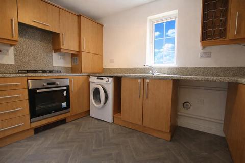 2 bedroom flat for sale, Loveridge Way, Eastleigh