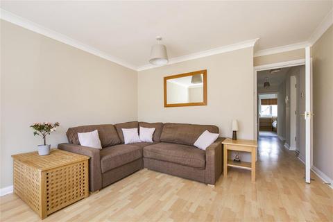 2 bedroom apartment to rent, Varsity Drive, Twickenham