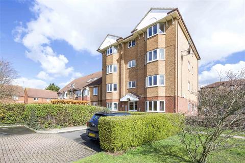 2 bedroom apartment to rent, Varsity Drive, Twickenham