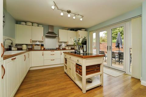 5 bedroom detached house for sale, Lysander Crescent, Watchfield, Swindon