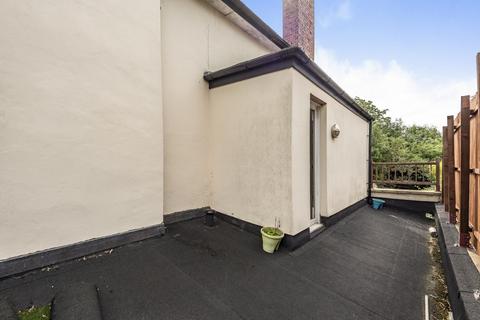 3 bedroom flat for sale, Franklin Road, Penge, Greater London, SE20