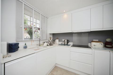 2 bedroom terraced house for sale, Eastgate Gardens, Taunton