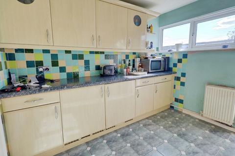 3 bedroom terraced house for sale, Woolmer Green, Basildon, SS15