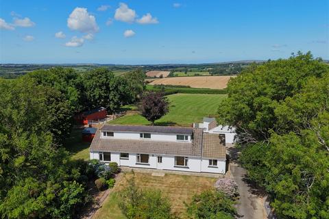 4 bedroom bungalow for sale, Green Acre, Spittal, Haverfordwest