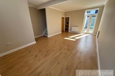 3 bedroom end of terrace house for sale, Trebanog Road, Trebanog, Porth, Rhondda Cynon Taff, CF39