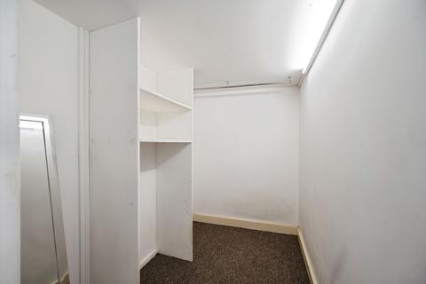 Studio to rent, Victoria Road North, Southsea, Hampshire, PO5