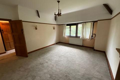 2 bedroom apartment for sale, Pinewoods, Bexhill-on-Sea, TN39