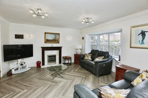 4 bedroom detached house for sale, York Close, Chandler's Ford, Eastleigh, Hampshire, SO53