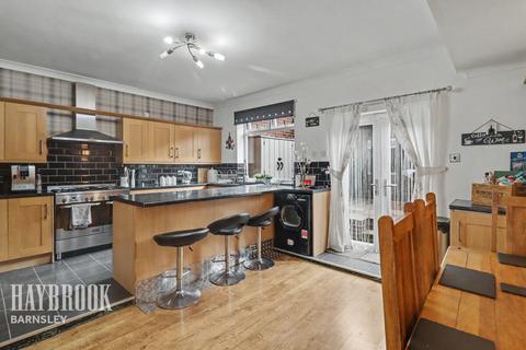 3 bedroom terraced house for sale, Park Street, Wombwell