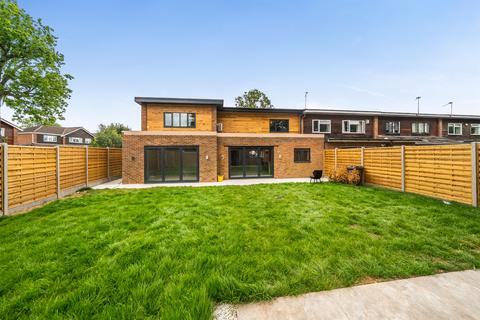 5 bedroom end of terrace house for sale, Brackendene, Bricket Wood, St. Albans