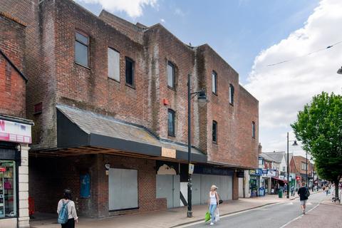 Retail property (high street) to rent, 1 Market St Eastleigh SO50 5RL