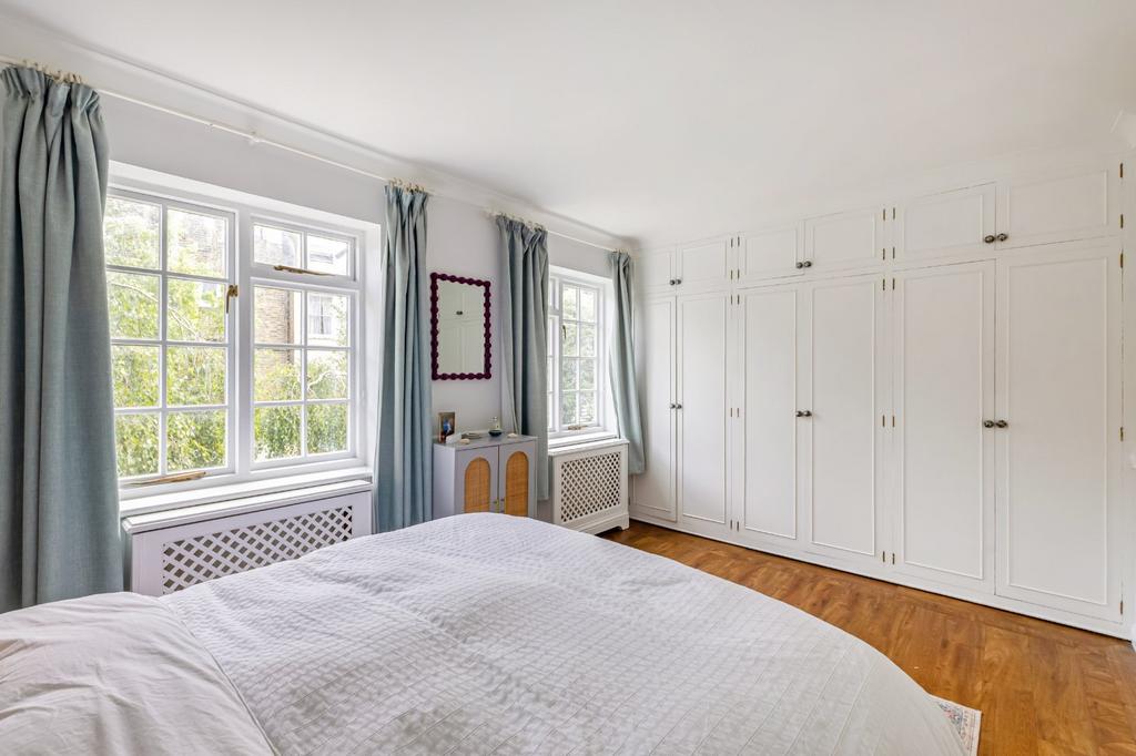 House in London - More