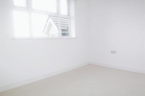 2 bedroom flat for sale, 46 High Road, Buckhurst Hill IG9