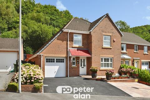 4 bedroom detached house for sale, Heol Y Deri, Aberdare