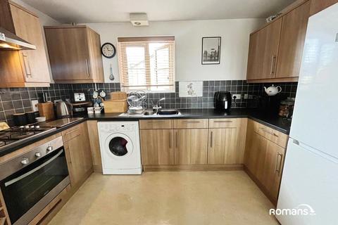 2 bedroom flat to rent, Dyson Road, Redhouse, SN25