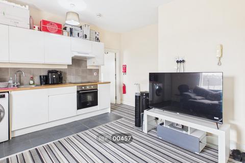 1 bedroom apartment to rent, Anlaby Road, Hull, HU3 6AP