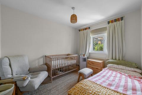 2 bedroom house to rent, Skipworth Road, South Hackney, London, E9