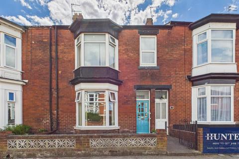 2 bedroom flat to rent, Park Gate, Roker, Sunderland