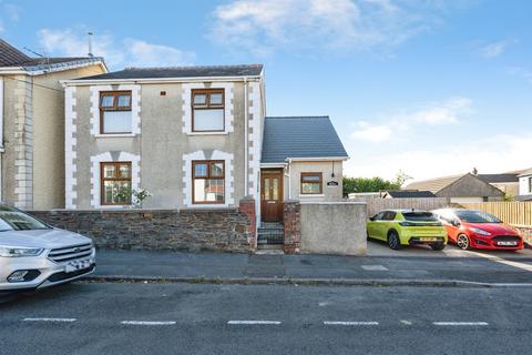 3 bedroom detached house for sale, North Road, Loughor, Swansea