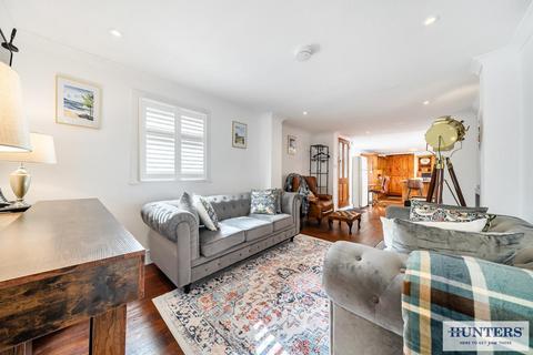 2 bedroom bungalow for sale, Occupation Lane, London