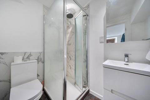 3 bedroom flat to rent, Shad Thames, London, SE1