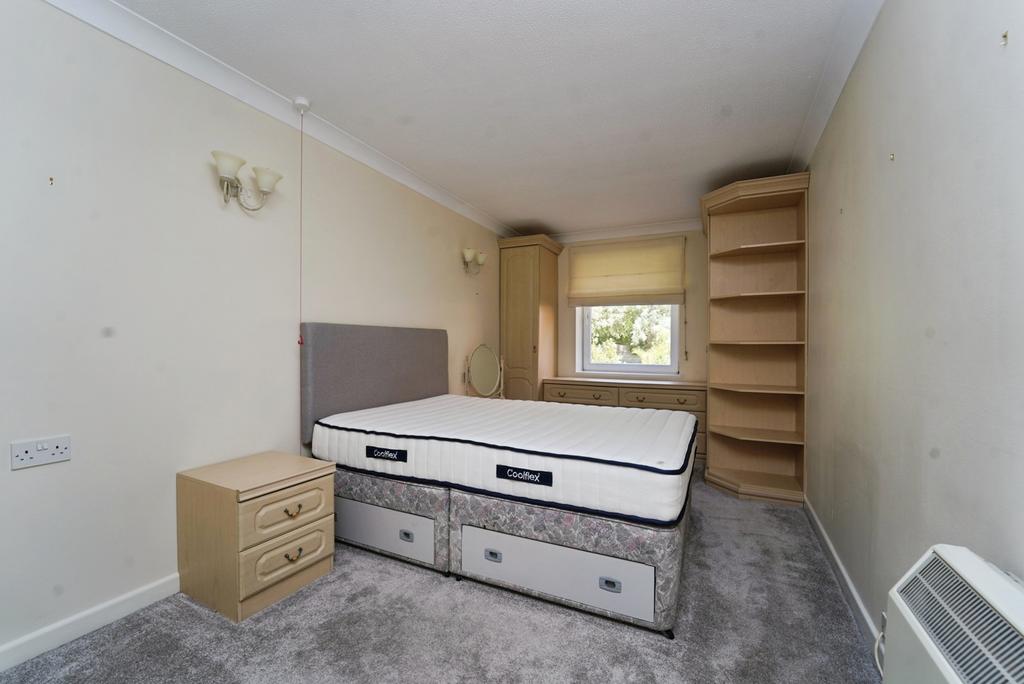 Apartment in Hove - View 5