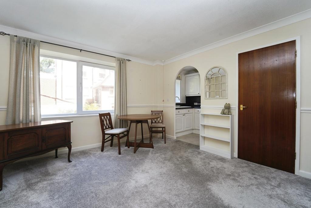 Apartment in Hove - More