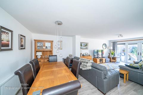 3 bedroom detached bungalow for sale, Wolverhampton Road, Cannock WS11