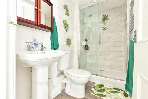 2 bedroom flat for sale, Castle Hill Road, Dover, Kent