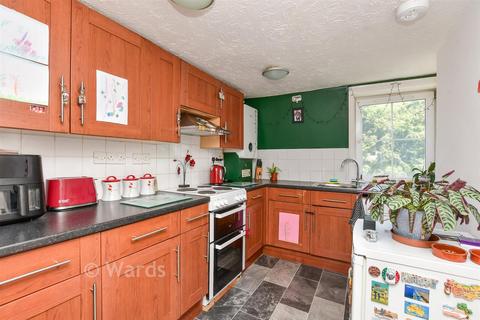 2 bedroom flat for sale, 3 Castle Hill Road, Dover CT16