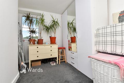 2 bedroom flat for sale, 3 Castle Hill Road, Dover CT16