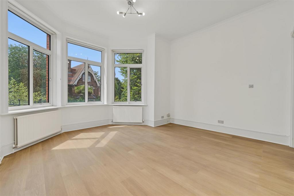 Apartment in London - View 2