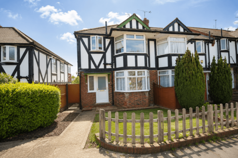 1 bedroom maisonette to rent, Heather Park Drive, Wembley, Middlesex, HA0