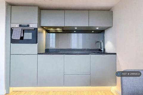 1 bedroom flat to rent, Mcdonald Road, Edinburgh, EH7