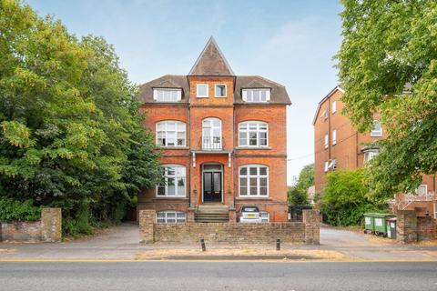 1 bedroom apartment to rent, Osborne Road, Windsor