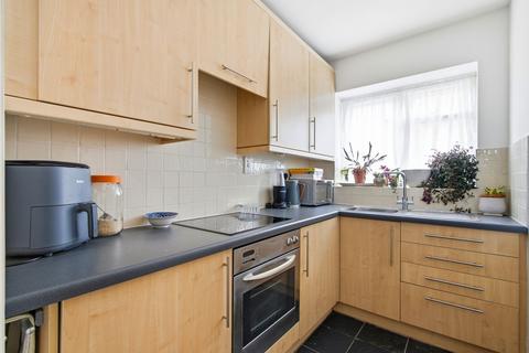 1 bedroom apartment to rent, Osborne Road, Windsor