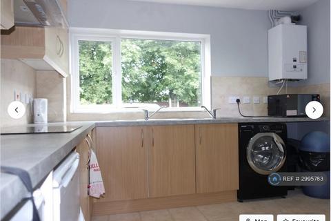 1 bedroom in a house share to rent, Peter Place, Crewe, CW1