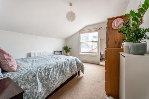 1 bedroom flat to rent, Edgeley Road, Clapham High Street, London, SW4