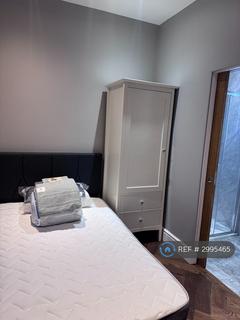 1 bedroom in a house share to rent, St Bartholomews Road, Reading, RG1
