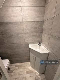 3 bedroom terraced house to rent, Wanstead Park Road, Ilford, IG1
