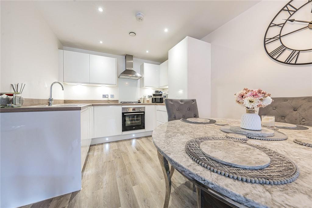 Kitchen/Reception Rm
