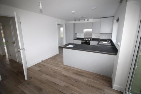 3 bedroom detached house to rent, Minikin Close, Coggeshall