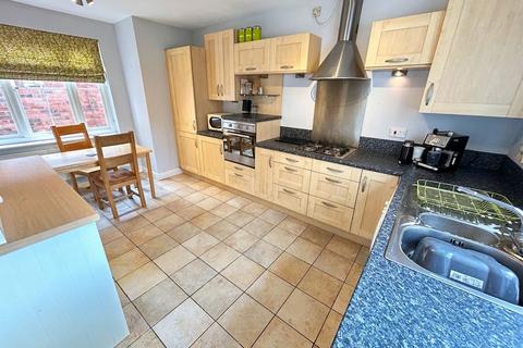 2 bedroom flat for sale, The Shambles, Knutsford, WA16