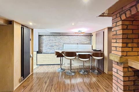 1 bedroom flat for sale, Parsons Walk, Wigan, WN1