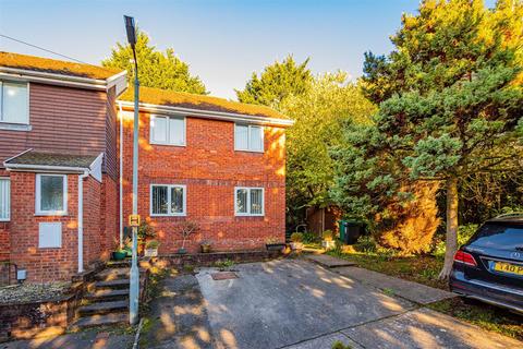 undefined, Bloomfield Close, Newport NP19