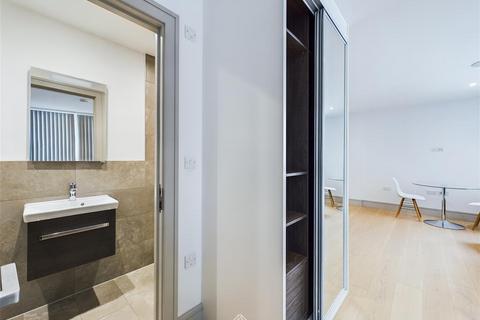 undefined, Middlesex House, Edgware HA8